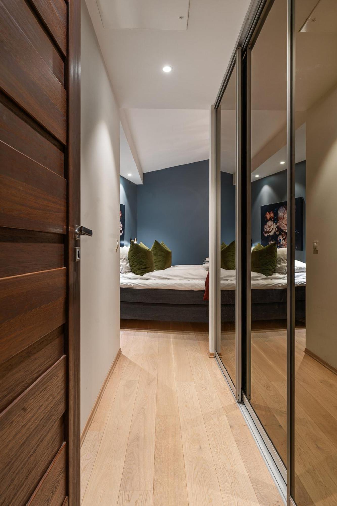 Enter Luxury Villa Tromso